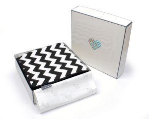 62 Zig Zag Black White (4).JPG
