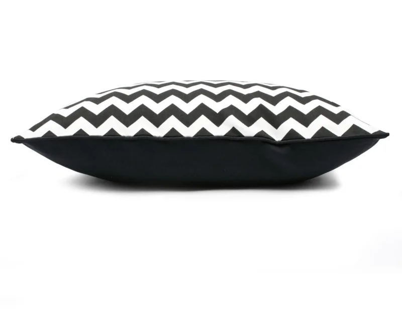62 Zig Zag Black White (7).JPG